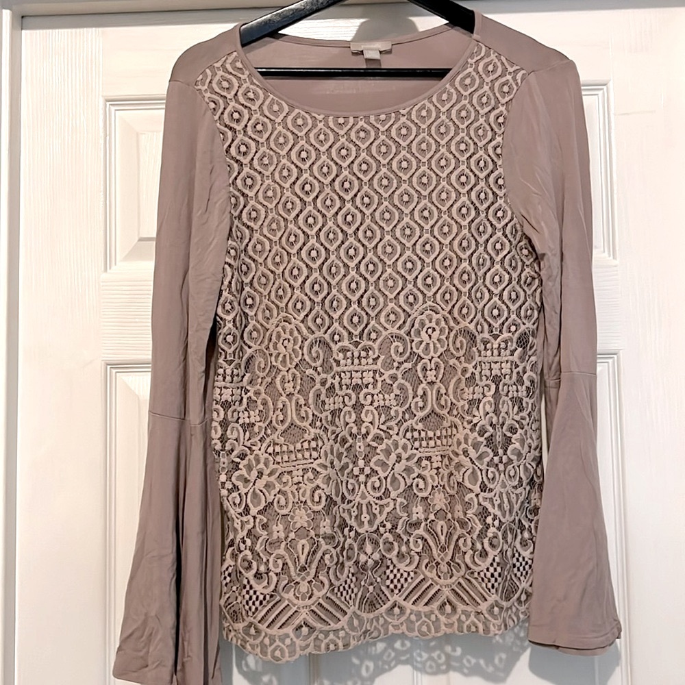 Pointelle Beige Crocheted Lace Lined Bell Sleeve Top- size Medium, EUC!